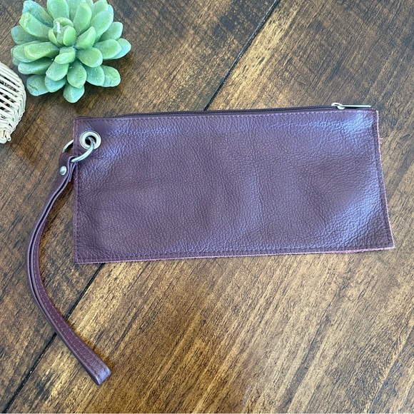 Romano | Genuine Italian Leather Wristlet/Clutch - Picture 1 of 8